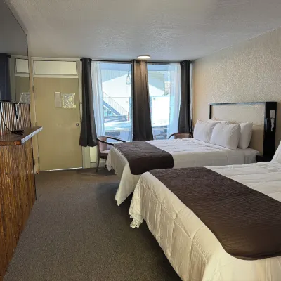 Sleepy Bear Motel Hotels near Great Smoky Arts & Crafts Community