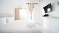 Compact and Tidy Studio at Puncak Dharmahusada Apartment - 3 étoiles