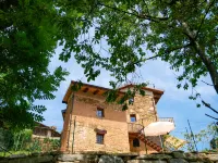 Poderi Alugi Serravalle