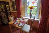 Dionard Guest House - ที่มีที่จอดรถ