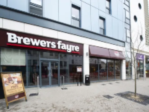 พรีเมียร์ อินน์ บริสตอล ซีซี - ลูวินส์ มีด โรงแรมในบริสตอล