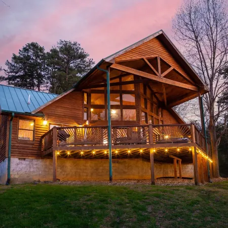 Mountain View Holy Smoky Cabin