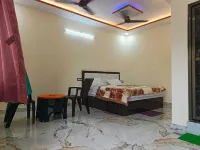 New Residency Palace Hôtels à : Ayodhya
