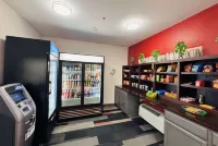 Ramada by Wyndham Sparta/At Speedway Hotel di Vevay