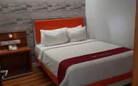 Hotel Bed and Breakfast Surabaya Hotels in Wonocolo
