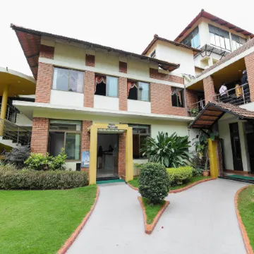 Hotel le Ruchi the Prince