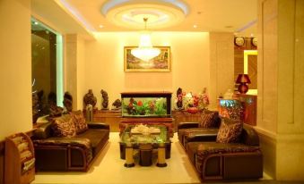 Red Diamond Hotel DN - by Bay Luxury