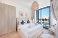 Czechin - Signature Livings