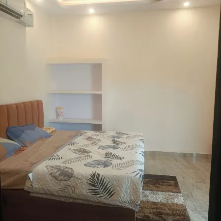 Madhur Kunj Guest House Pick and Drop