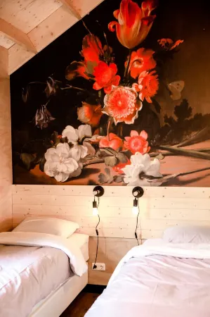 Waterlodge Tomke in Nes Отели в г. Tersoal