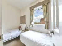Host & Stay - Butterfly Lodge Hotels in Thirston