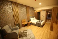 Büpa delüxe hotel فنادق في 