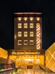 The Grand Ambassador Hoteles cerca de 99