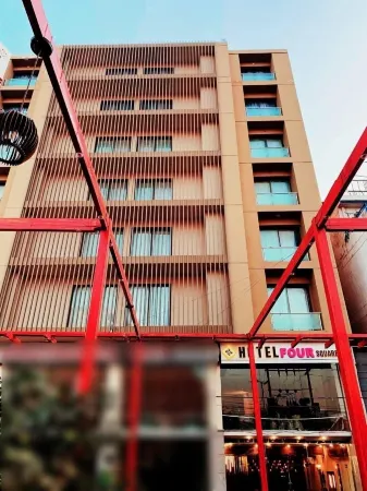 Four Square Hotel