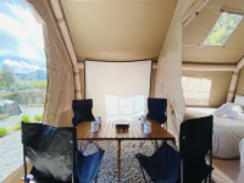 Stellar GoldenHill Cameron