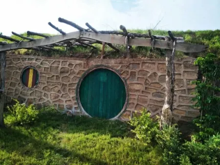 Hobbiton LakeSide Resorts Отели в г. Rawalpindi Tehsil