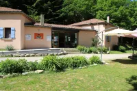 Camping le Ceytrou Hotels in Langogne