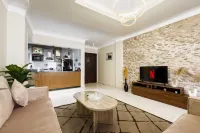 The Hospitable 2BDR Apt 5 min from CAI Airport Hotels in El Obour City