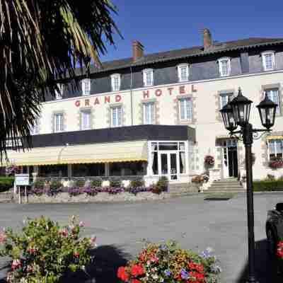 Logis Hôtel Au Grand Hôtel et son restaurant Hotel Exterior