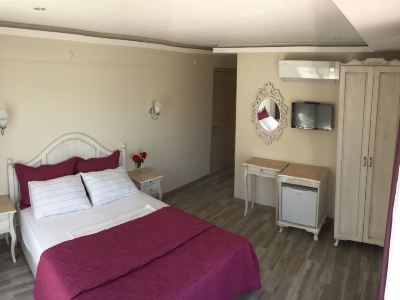 Ege Otel