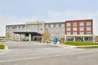 Holiday Inn Express & Suites Madison Hotels in Madison