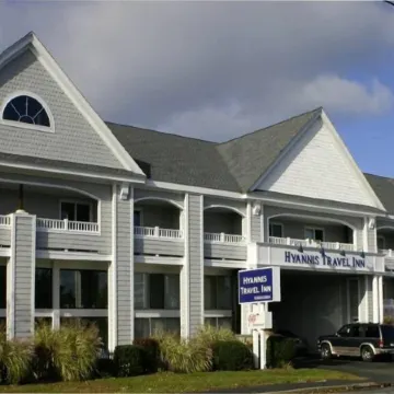 Hyannis Travel Inn