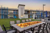 Aiden by Best Western @ South Reno