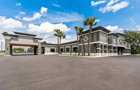 奧卡拉 I-75 品質酒店及套房