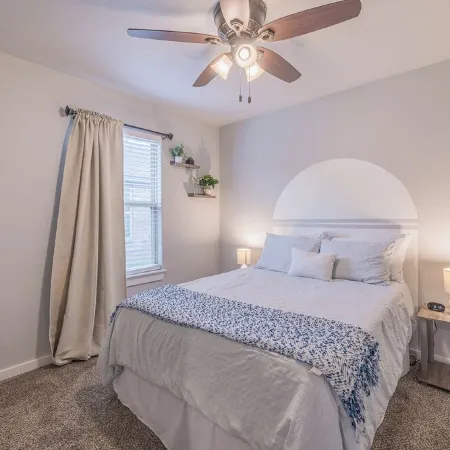 Charming 3-bedroom house near West End Shopping Center!