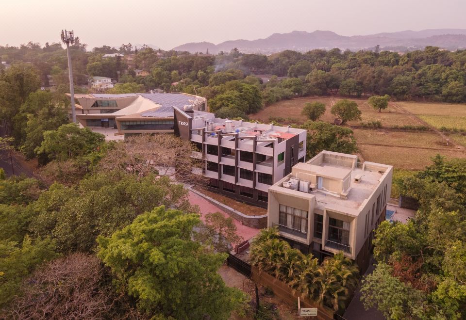 hotel overview picture