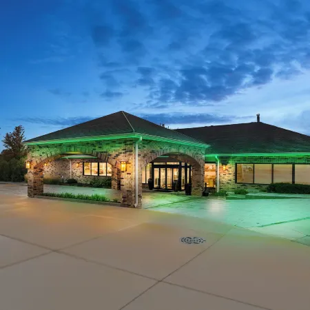 Antioch Hotel & Suites