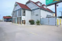 裏蒂曼套房酒店