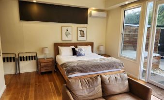 Deville at Healesville