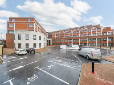 Roomspace Serviced Apartments- Syward Place Hotels in Chertsey