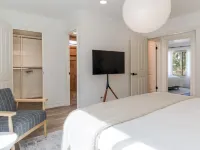 Artful Cozy Family House - Near Irvine&Laguna Beach Hotels in Mission Viejo