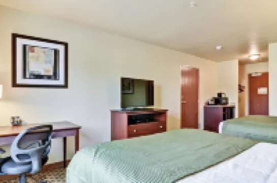 Cobblestone Inn & Suites - Ambridge