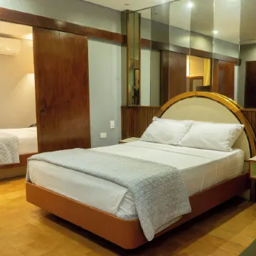 Hotel El Arroyo Отели рядом с достопримечательностью «Капитолий»