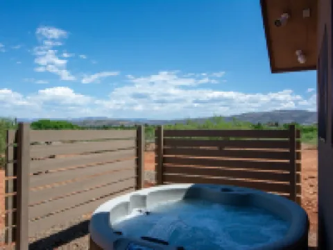 Winery Bungalow Near Sedona • Private Hot Tub • Views Hotels in Cornville