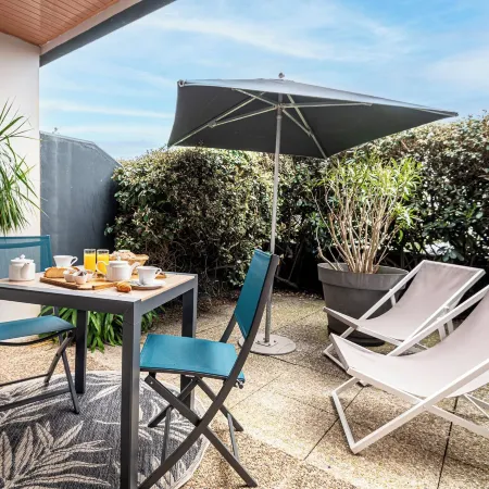 Logis Hôtellerie les Brisants , Restaurant J M Perochon