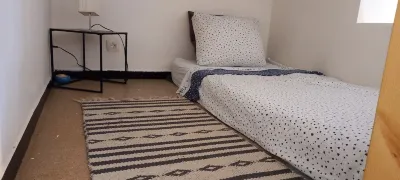 Cute studio for 1 person Hotels near Institute of Marketing and Retail Management