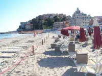 Apartment mit Toller Terasse und Herrlichem Meerblick Hotels in Prela