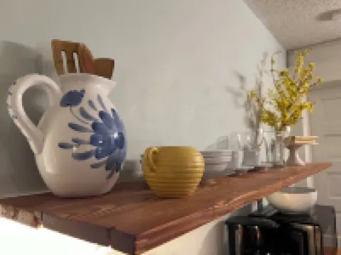 Jude's cozy & convenient downtown studio Apt.