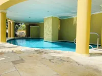 White Sands Condos Hotels in Dover