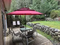 Cozy Home with Ocean and Mountain views. Family sized wth game room and deck
