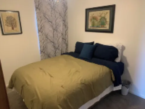 Relax and unwind at the Cozy Cabin on Heaton Lake.