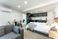 Lakeside Bliss | Top location Guesthouse Hotels near Lake Wendouree