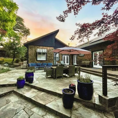 A Spacious and Elegant 3BR Californian Retreat