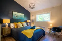 Chalet Orion, Lanaudière, spa, lake access, family-friendly and petfriendly