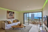 Oceanview 2BR-walking distance to Mullet bay Beach