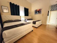 Spacious studio near Beverlywood. 5 minutes to Rodeo Drive!
